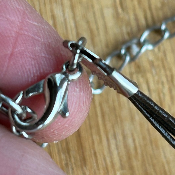 Turquoise Necklace Handmade Also W/Crystal & Howlite Beads On Twisted Cording - Picture 10 of 12